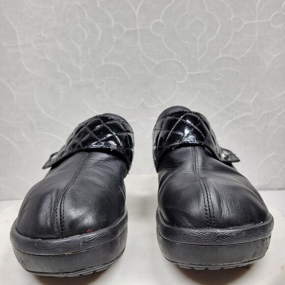 Crocs Cobbler Mules Womens 11 Black Quilted Patent Leather Platform Clogs Work - Picture 6 of 16